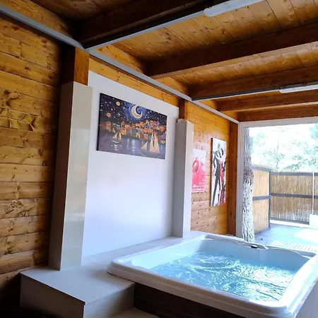 Glamping Village *