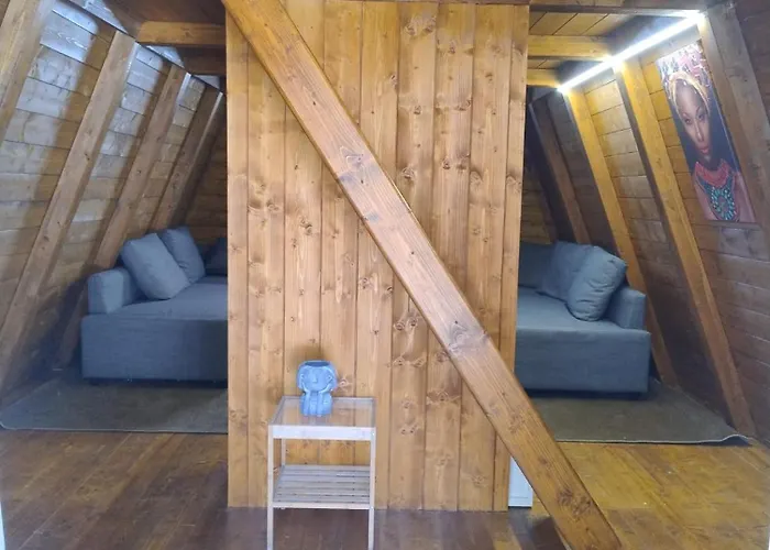 Luxe tent Glamping Village